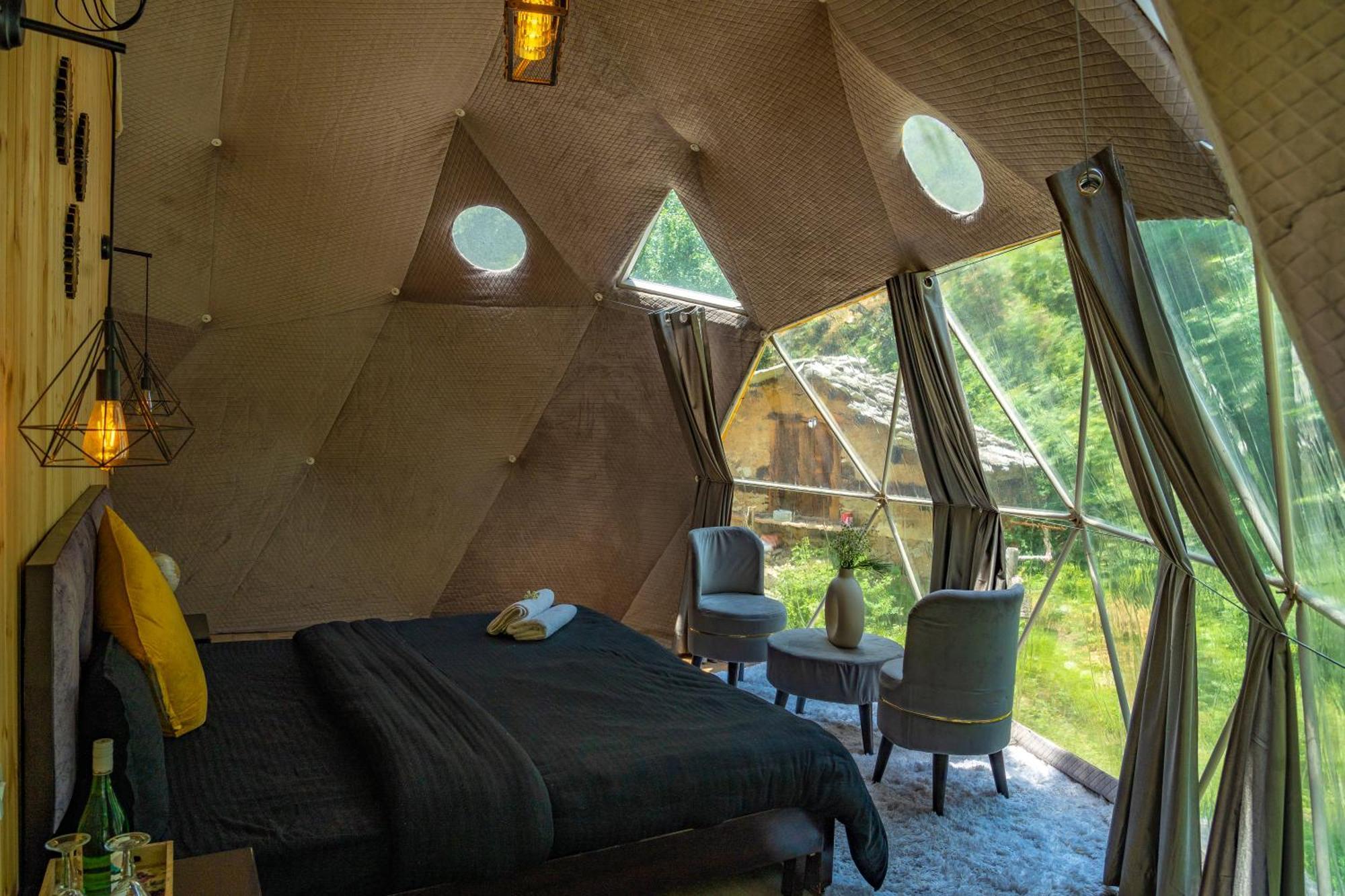 Whoopers Boutique Resort Jibhi Экстерьер фото